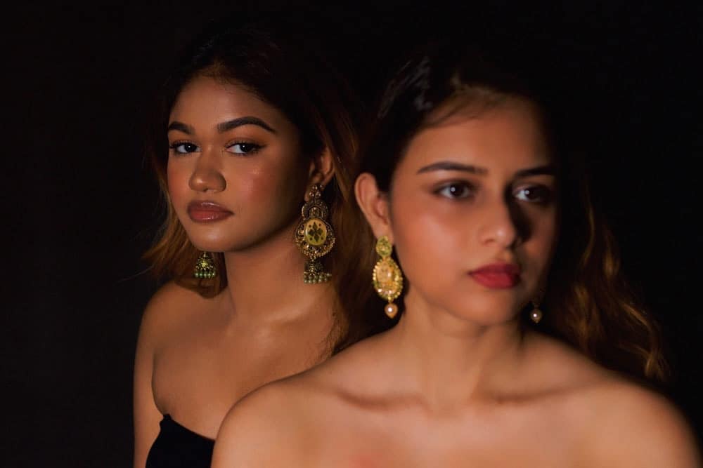 Shavita models for her friend’s jewellery brand, XVXII by Vidhi